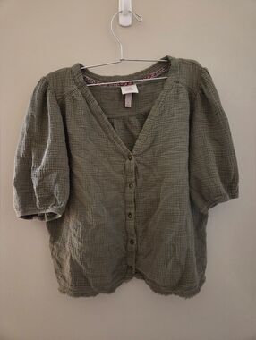 Knox Rose Olive Green Gauze Button-Up Blouse